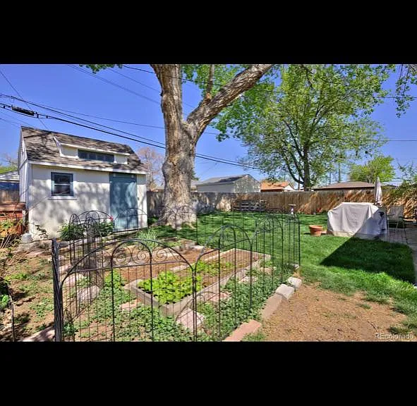 7151 Warren Dr — Photo 8