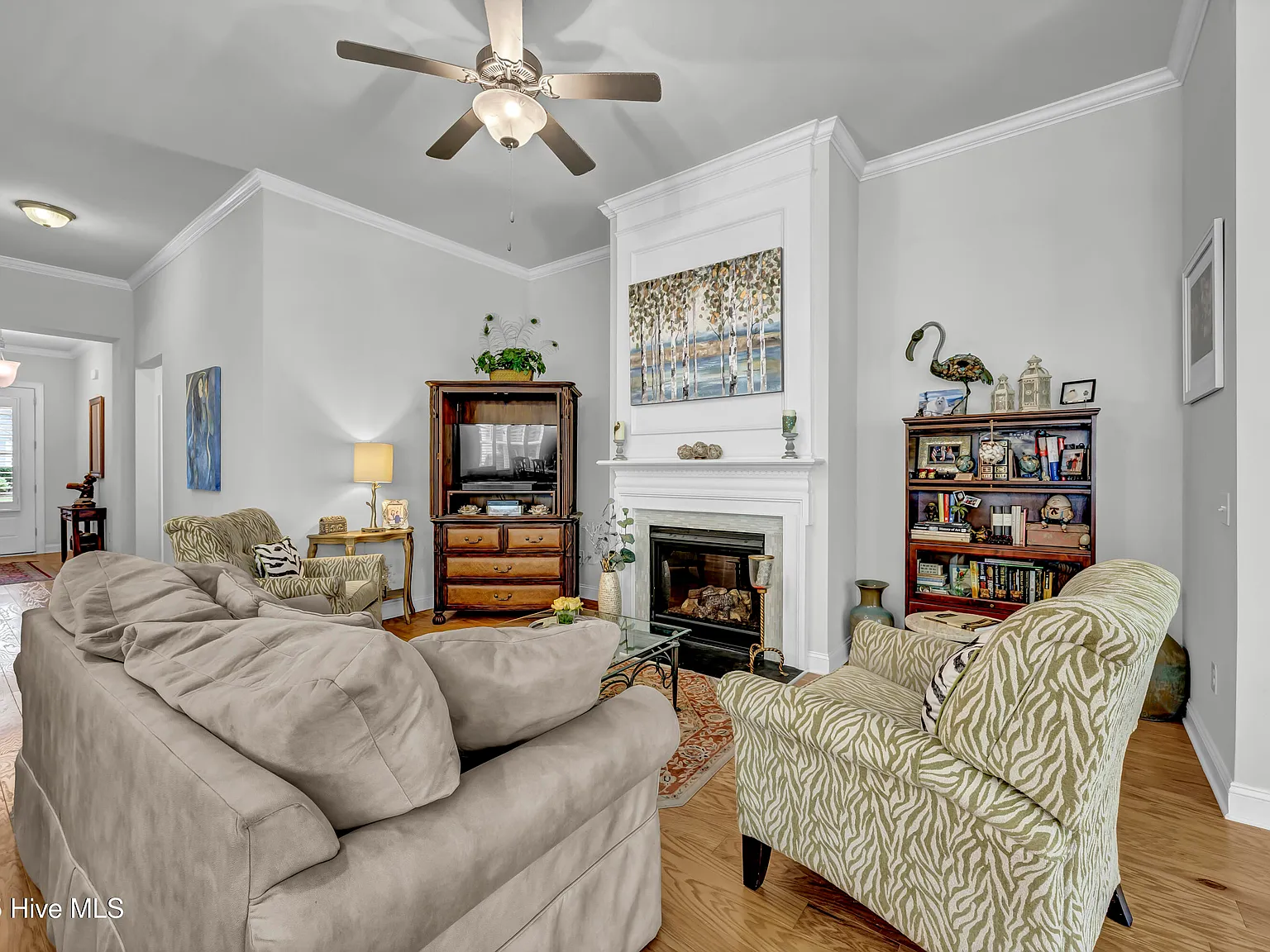 3 bed, 2.0 bath, $2,900 — Photo 4