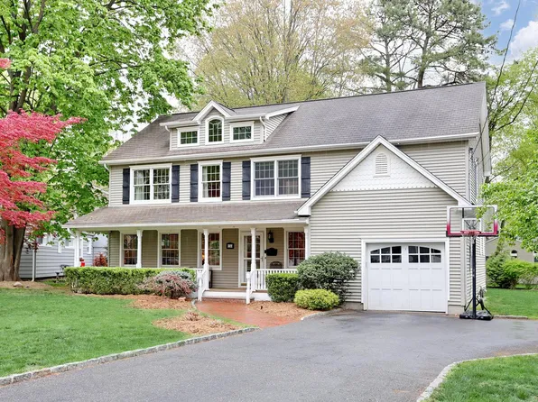 14 Chadwick Pl, Glen Rock, NJ 07452