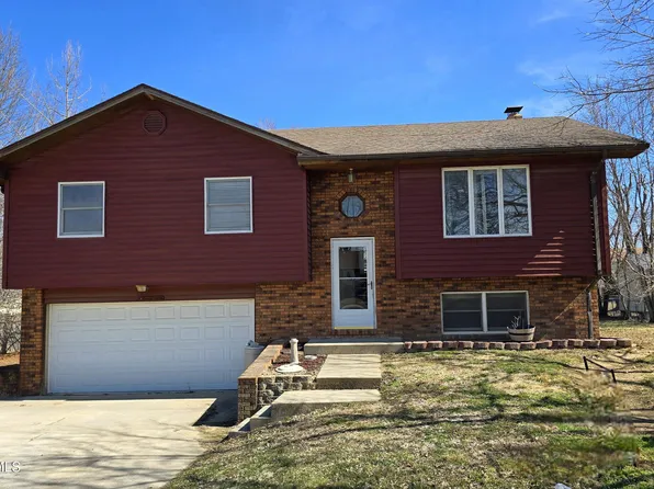 104 Sunset Dr, Linn, MO 65051