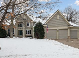 6215 Juneau Ln N, Maple Grove, MN 55311