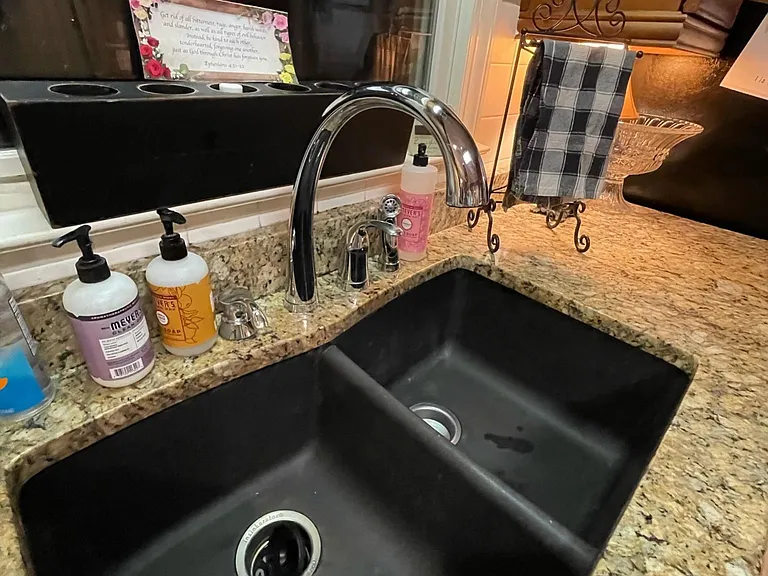 3517 Chippenham Dr — Photo 8
