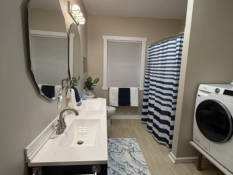 101 Moberly Ave #2 — Photo 4