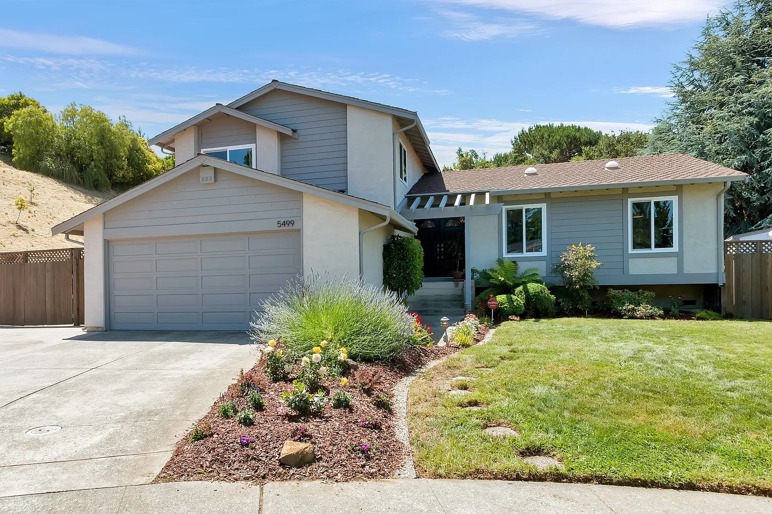 5499 Alborg Ct photo 1