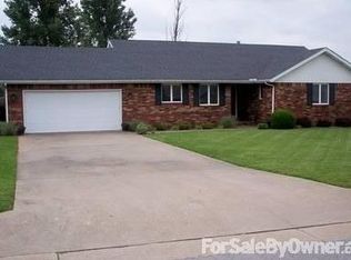 417 Schulz Ave, Monett, MO 65708