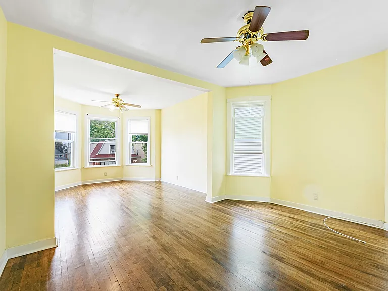 4847 W Potomac Ave #2 — Photo 8