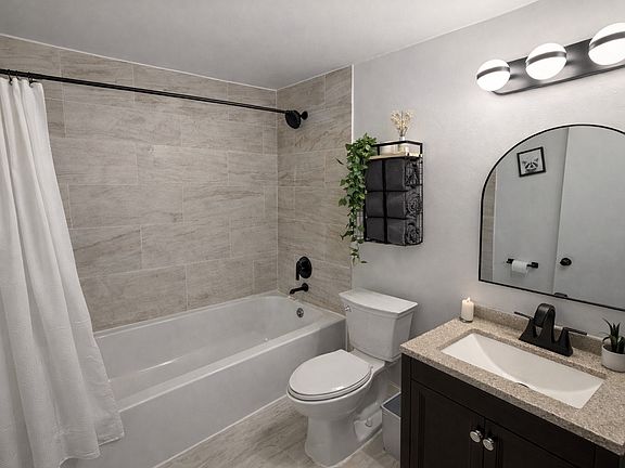 5th image of 3065 S Commerce Rd APT 13