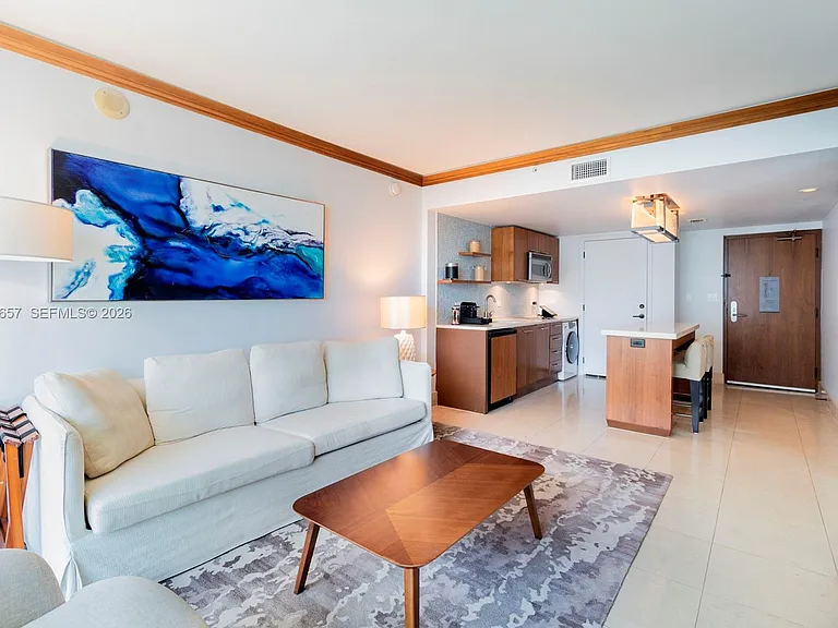 6801 Collins Ave #C414 — Photo 8