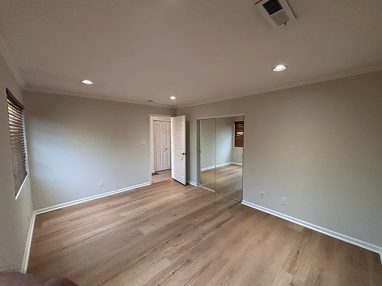 1637 Garnet Ln — Photo 12