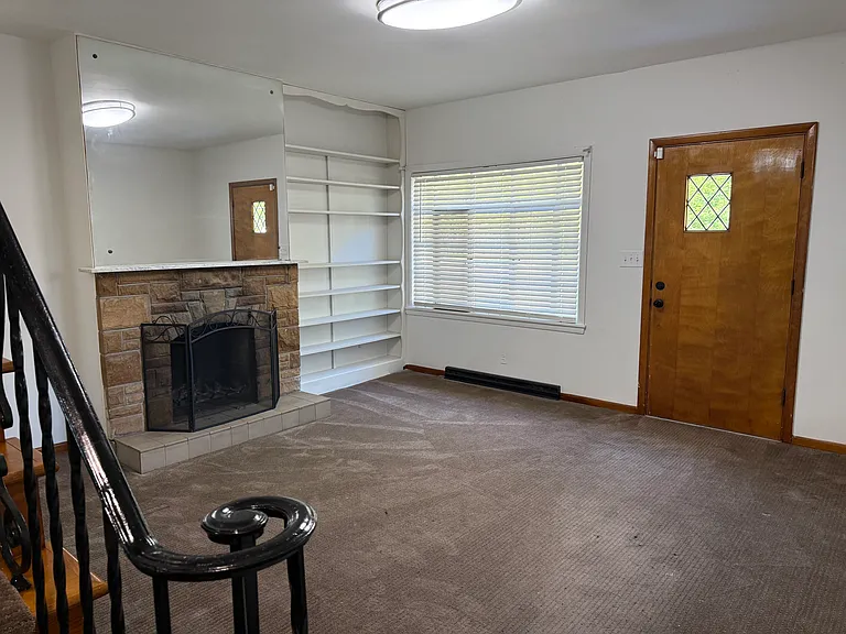 328 McLister Ave #1 — Photo 3