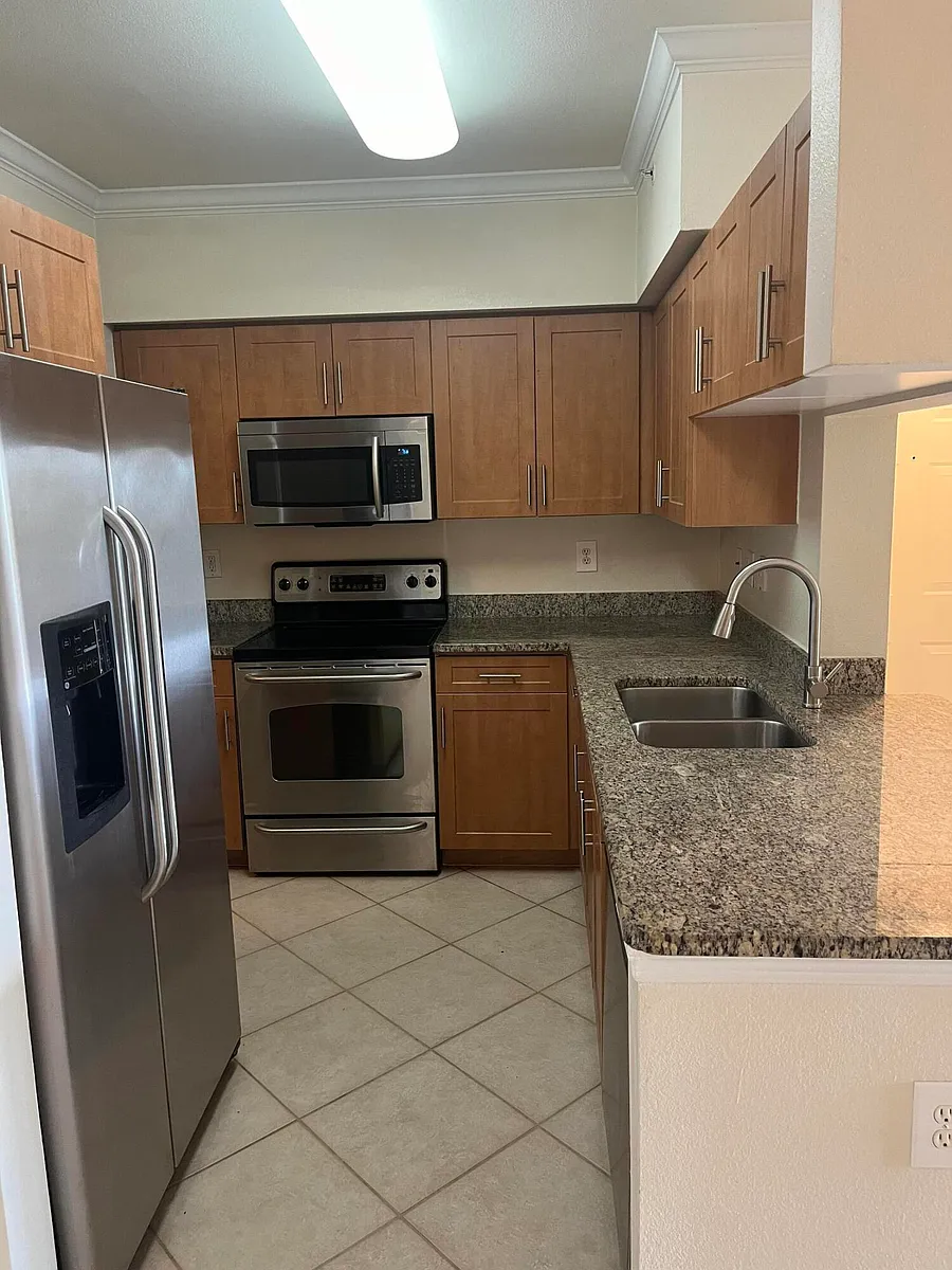 Building Photo - 6533 Emerald Dunes Dr #301