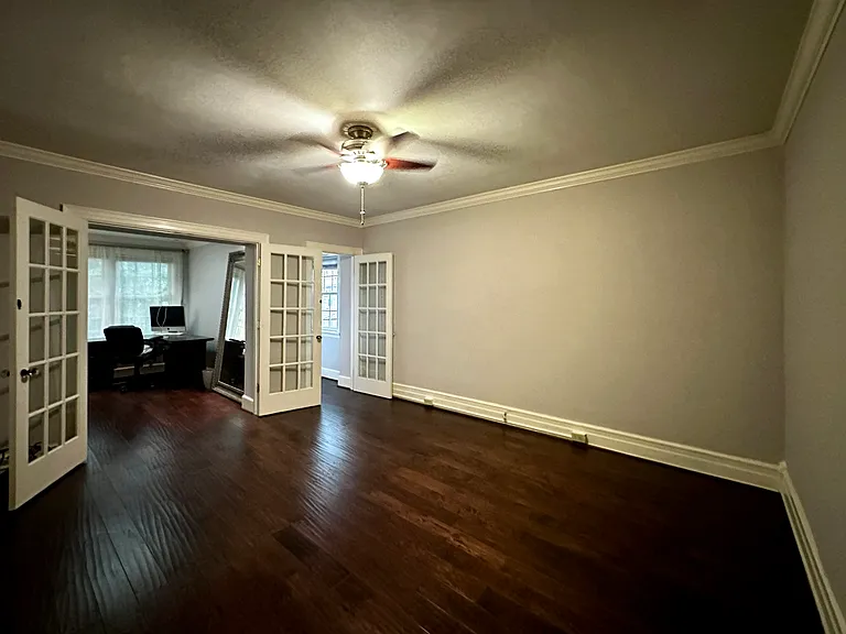 109 N Crenshaw Ave — Photo 12