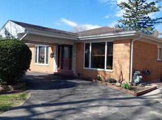 9714 Kedvale Ave, Skokie, IL