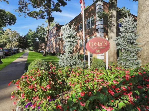 3 Edwards Street #1 G, Roslyn Heights, NY 11577