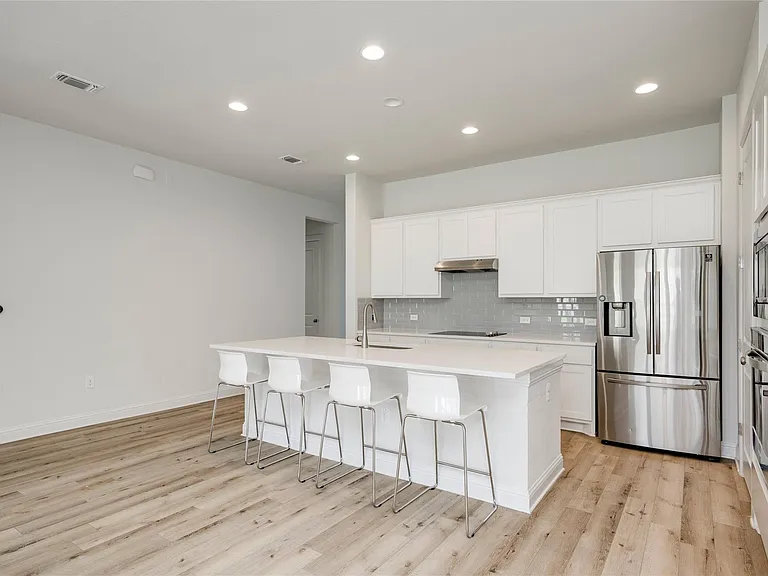 9813 Evening Canopy Dr — Photo 7