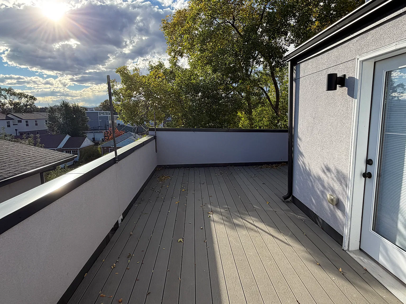 3 bed, 1252 sqft, $2,885 — Photo 4
