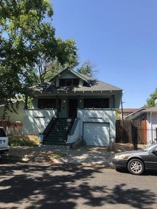 3229 M St, Sacramento, CA, 95816