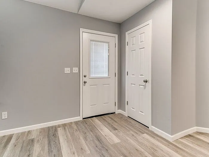 2515 Leeds Ln — Photo 18