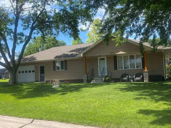 610 Kendall St, Saint Paul, NE 68873
