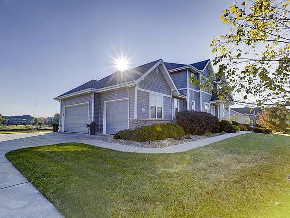 3rd image of 3784 Cardinal Point Trail