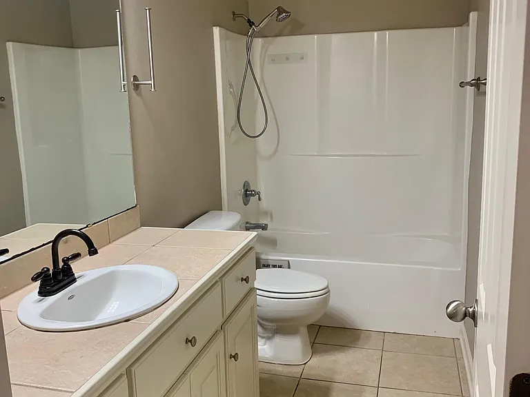 2nd bathroom for guests and bedroom 1 and 2