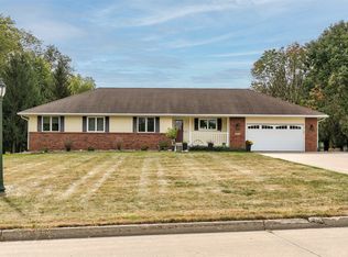 3096 Cottonwood Dr, Waukee, IA 50263