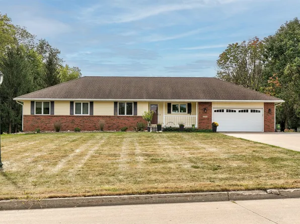 3096 Cottonwood Dr, Waukee, IA 50263