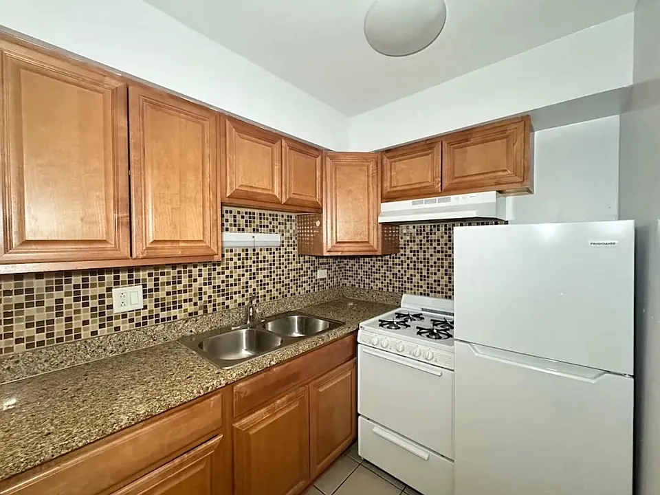 5820-207 N Sheridan Rd #5820-207