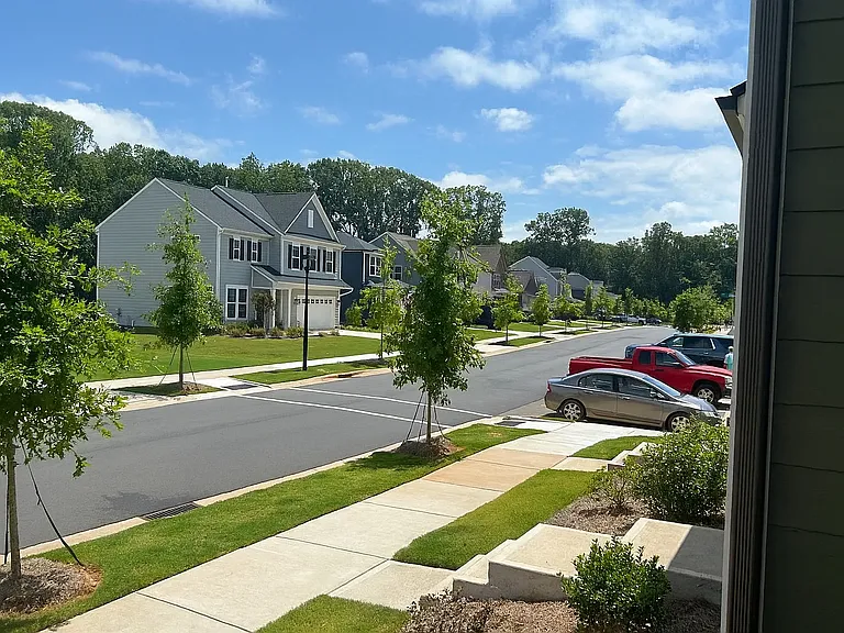 1530 Cedar Tree Dr — Photo 14