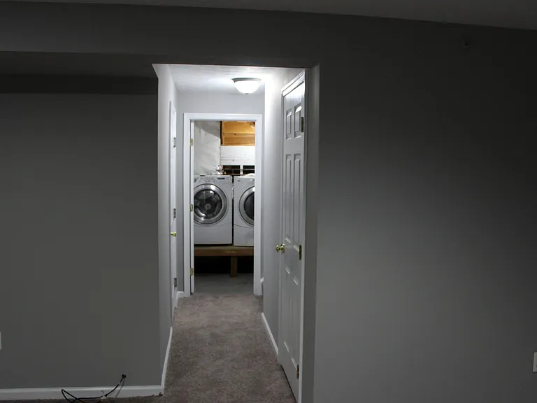 445 Woodhill Dr — Photo 26