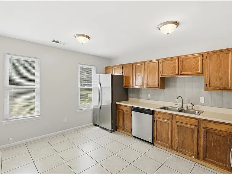 3447 Kingswood Run — Photo 4
