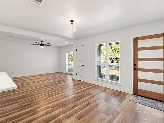 3rd image of 201 Craigmont Dr
