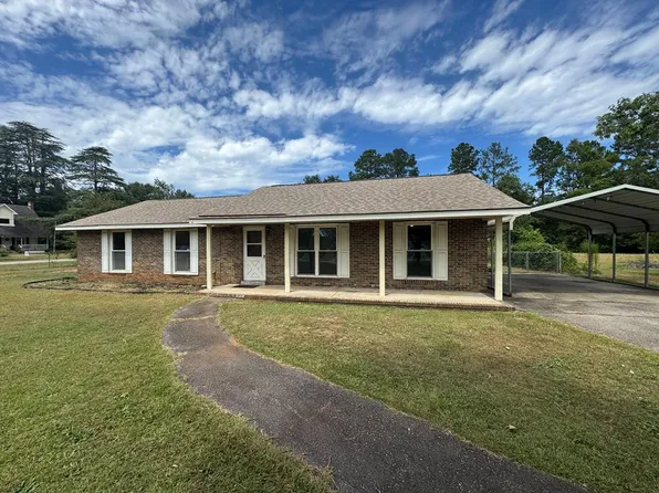 1 Glade Dr, Wedgefield, SC 29168