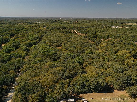 2nd image of 4817 Cobb Rd