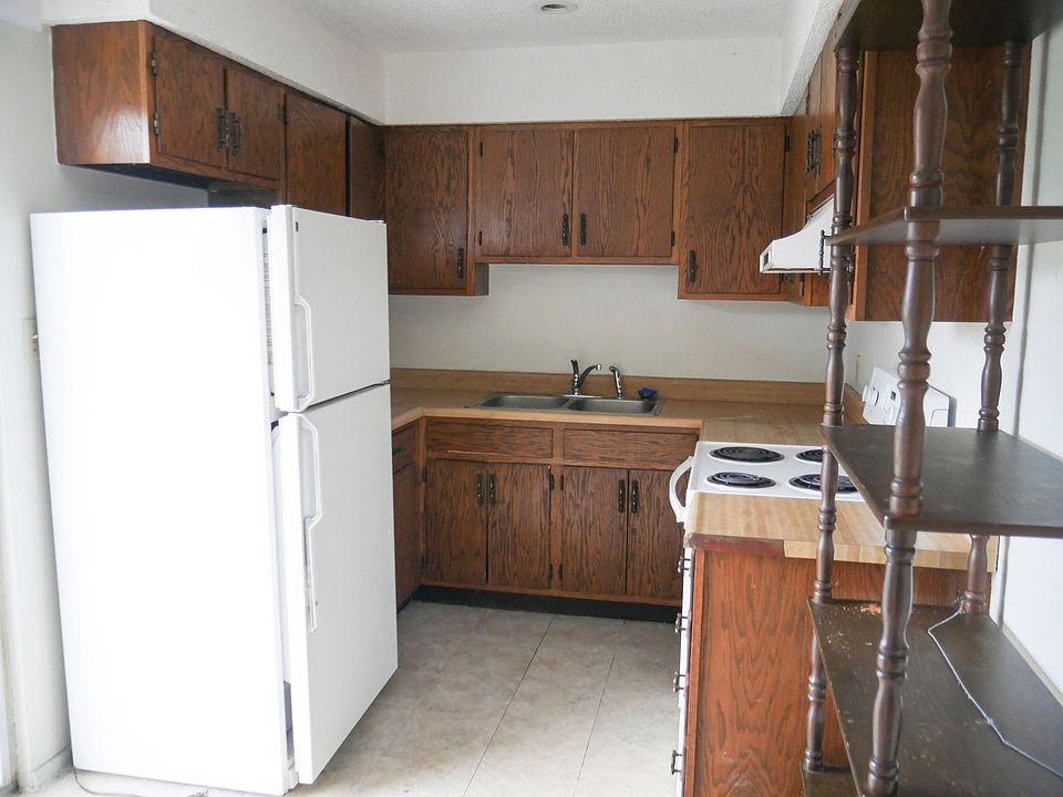 55 St, Camargo, IL 61919 Zillow