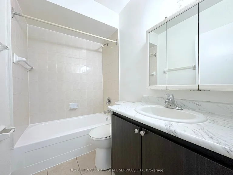 32 Carluke Cres #201 — Photo 11