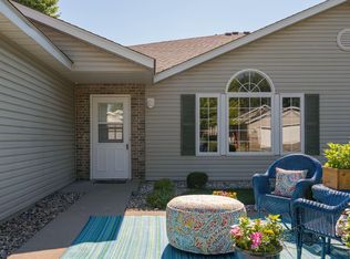 150 Oxford Path, Mankato, MN 56001