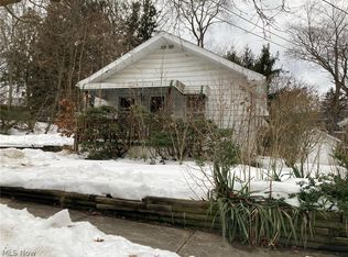 1296 Mount Vernon Ave, Akron, OH 44310