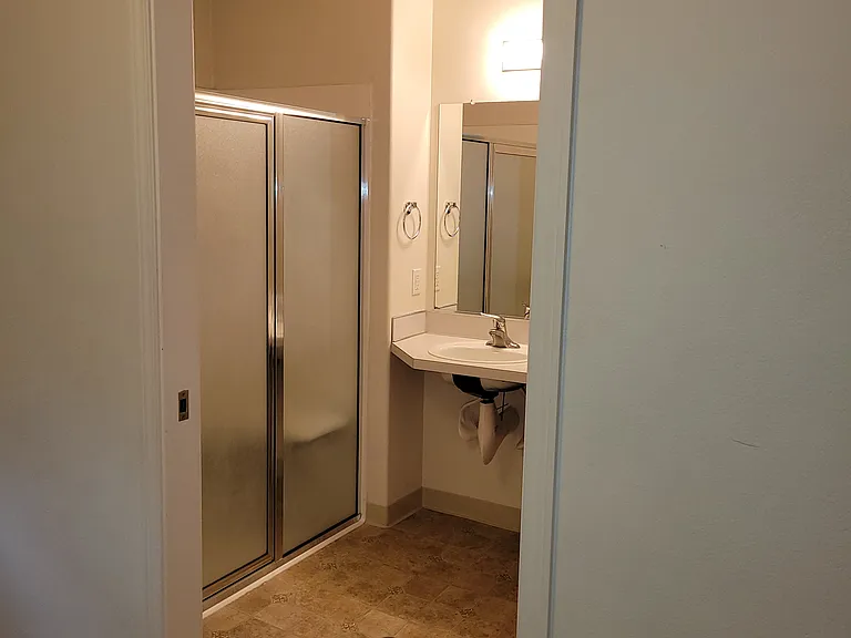5700 NE 82nd Ave #B-6 — Photo 5