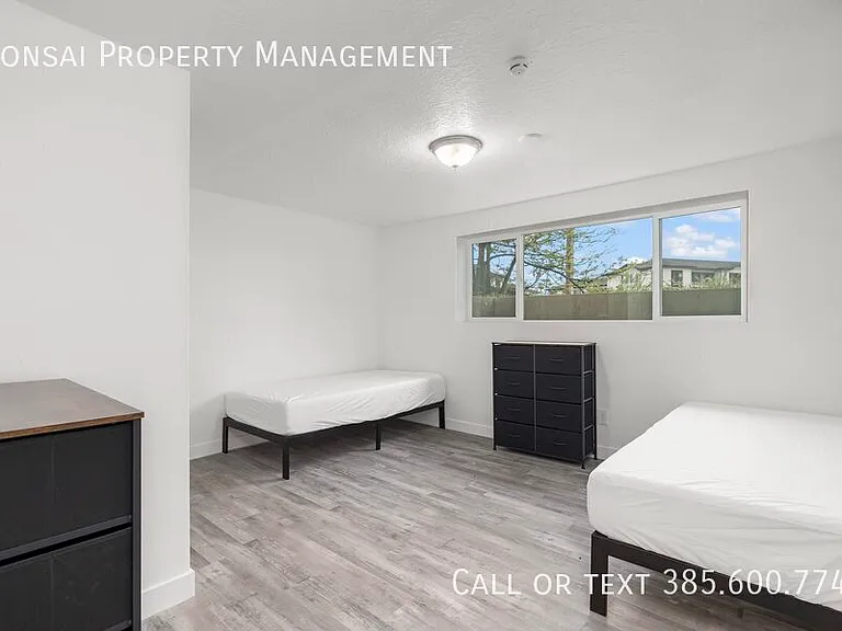 1641 Sandhill Rd — Photo 12