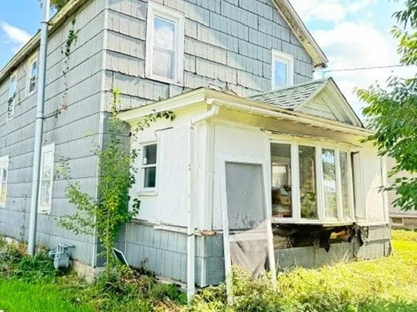59 N Main St, Franklinville, NY 14737