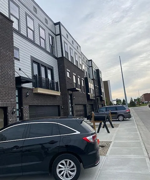 9739 Junction Sta — Photo 17