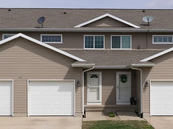 410 W Main St APT 2, Urbana, IA 52345