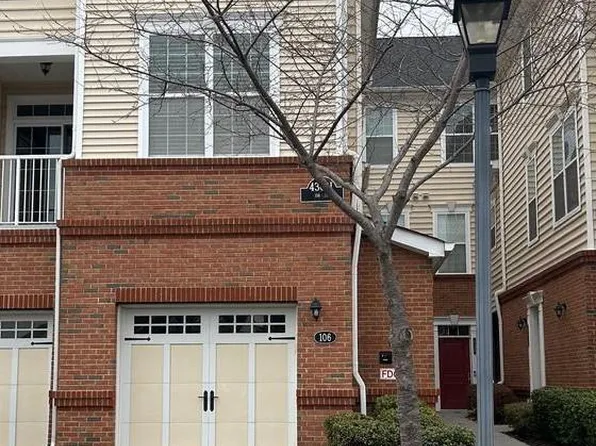 43031 Foxtrail Woods Ter #106, Ashburn, VA 20148