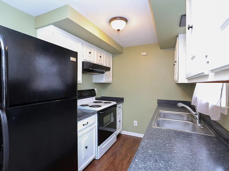 120 Hinsdale St #1 — Photo 7