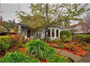 320 Edgewood Rd, Redwood City, CA 94062