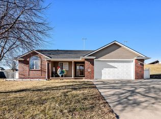 116 Sunset Dr, Underwood, IA 51576