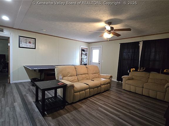 2nd image of 11850 Sandhill Rd