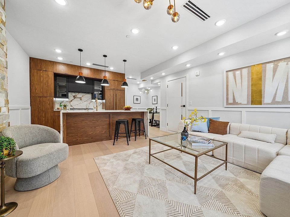 1st image of 33 Bleecker St #1