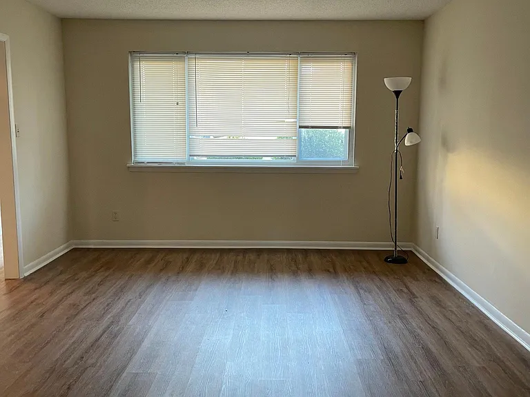 2381 Champion Ct — Photo 6